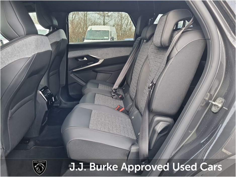 2026 Peugeot 5008 1.2 MHEV 145bhp E-DCS6 Allure