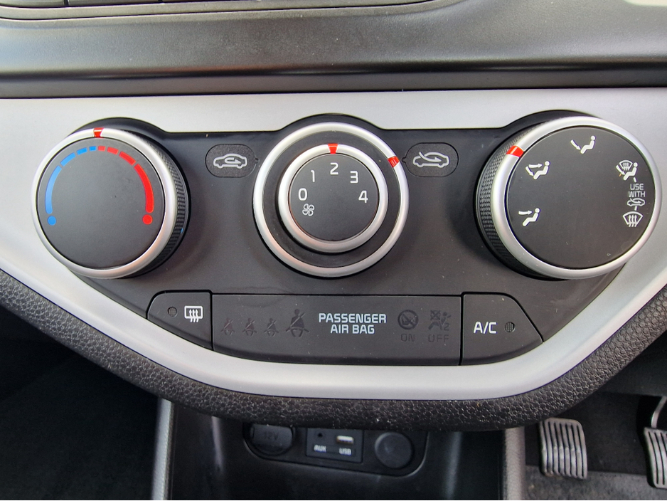 2017 Kia Picanto - image 22