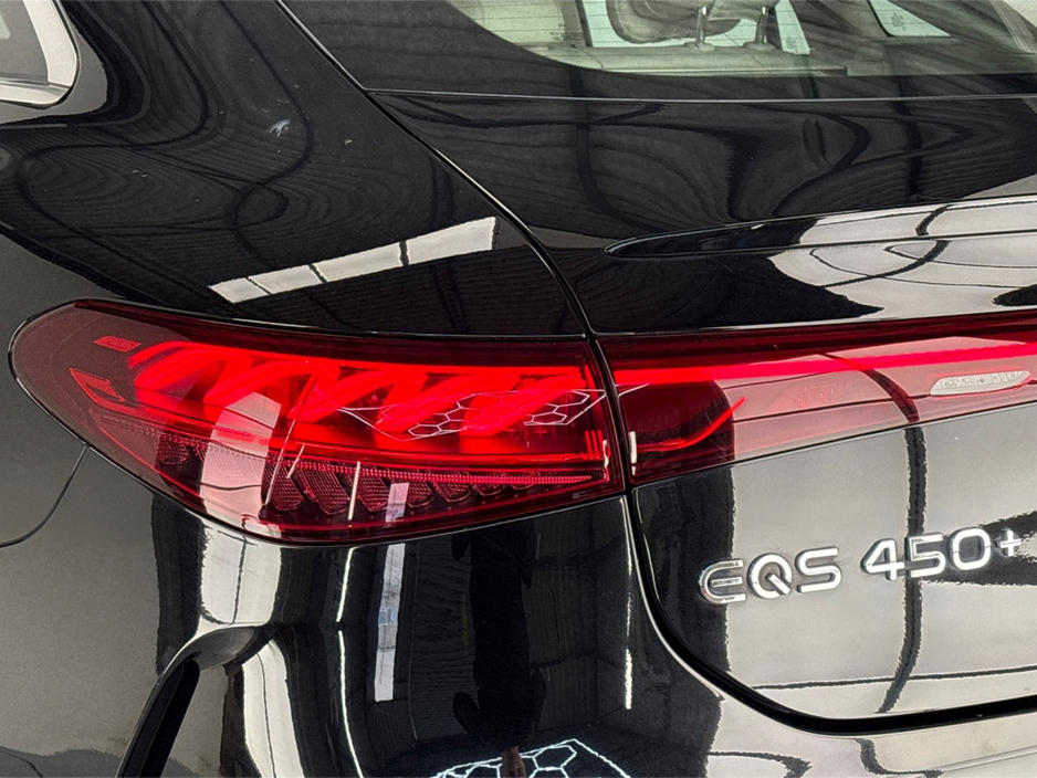 2023 Mercedes-Benz EQS - image 10