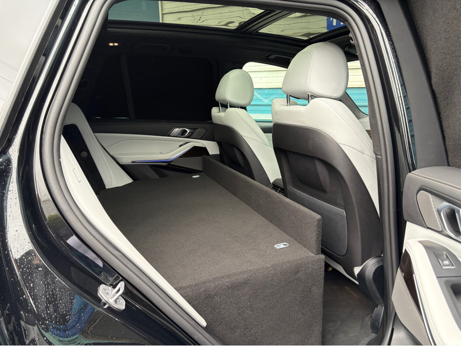 2025 BMW X5 - image 16