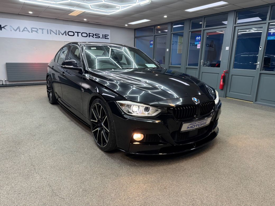 2016 BMW 3 Series - image 8