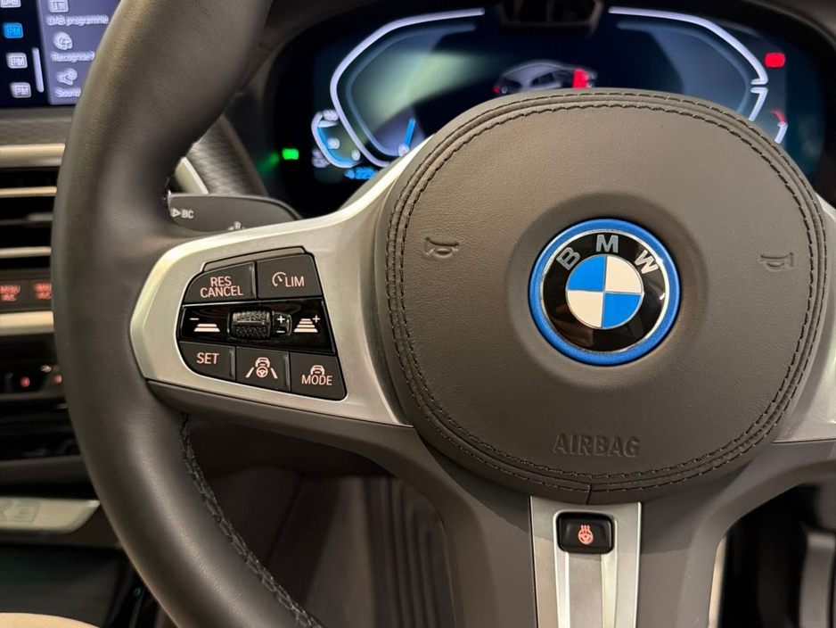 2024 BMW iX3 - image 17