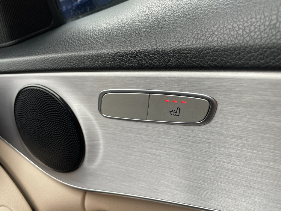 2020 Mercedes-Benz C Class - image 10