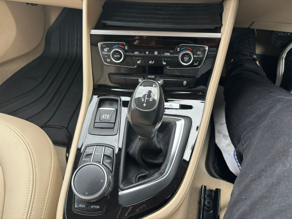 2016 BMW 2 Series 218i Luxury Auto €16,950