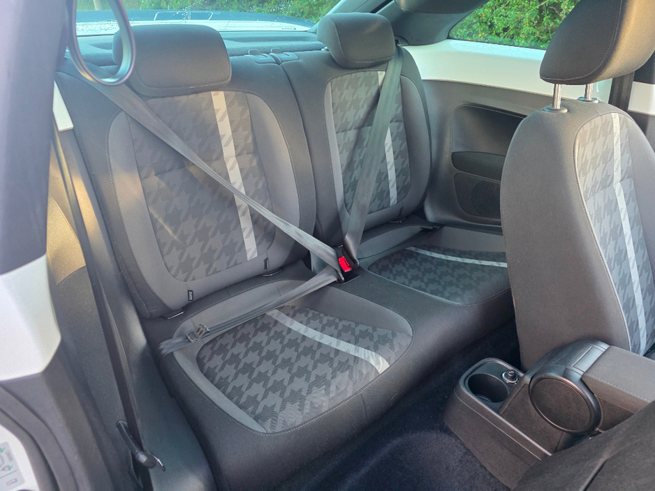 2018 Volkswagen Beetle Design 1.2tsi M6F BMT 105 3DR €16,950