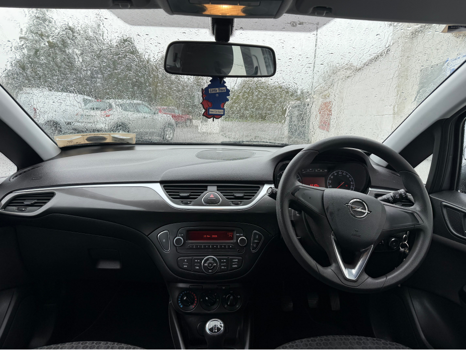 2019 Opel Corsa - image 4