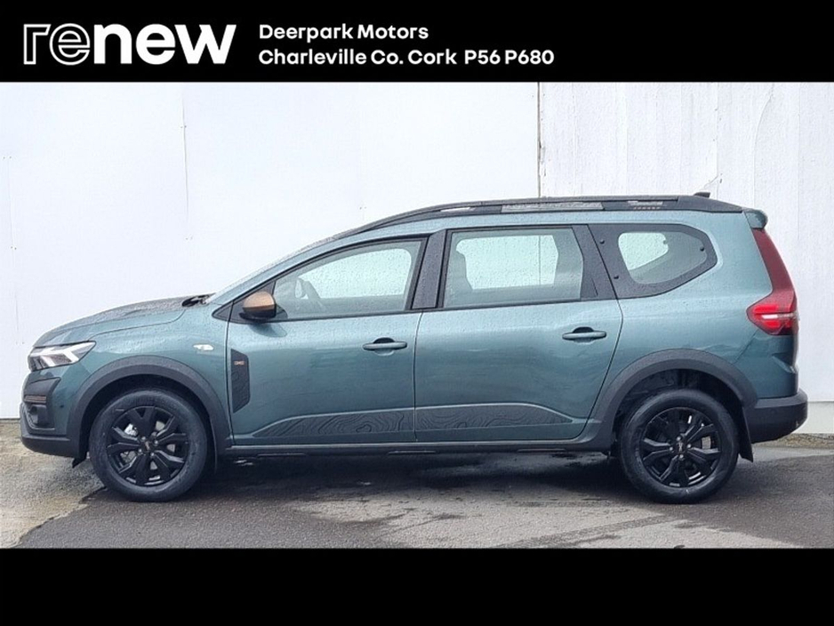 2024 Dacia Jogger - image 14