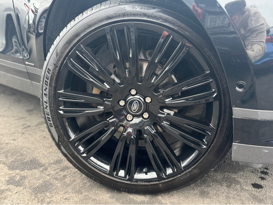 2018 Land Rover Range Rover Velar - image 14