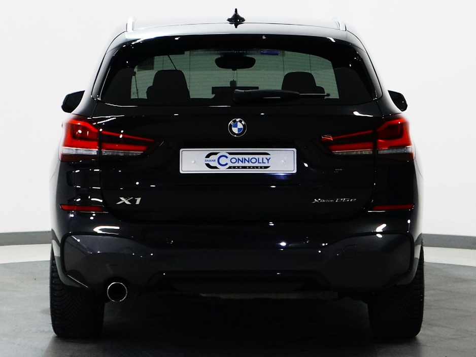 2021 BMW X1 - image 4