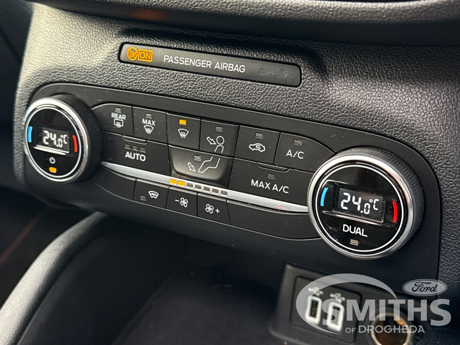 2022 Ford Kuga - image 19