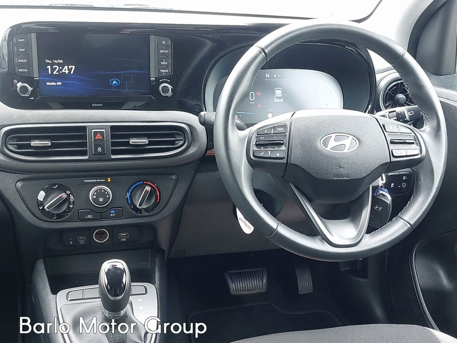 2025 Hyundai i10 - image 10