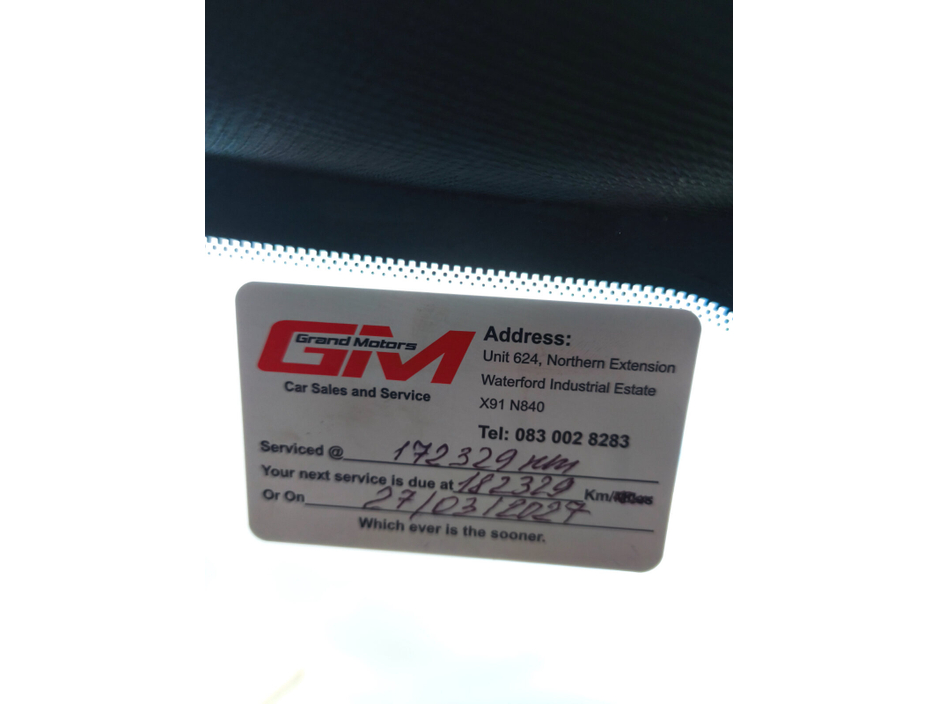 2017 Peugeot 308 - image 17