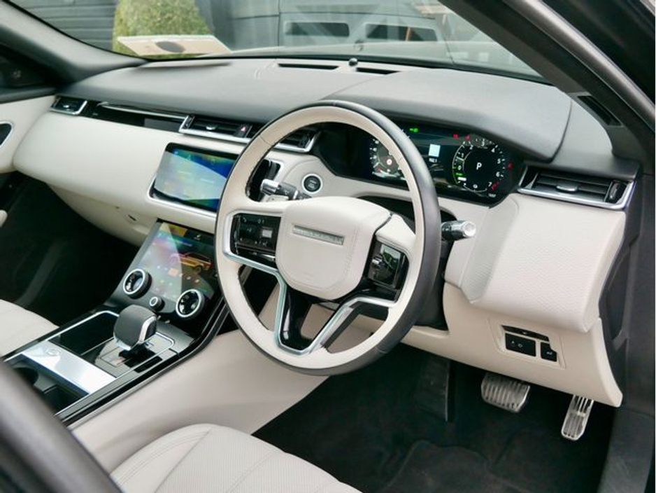 2022 Land Rover Range Rover - image 13