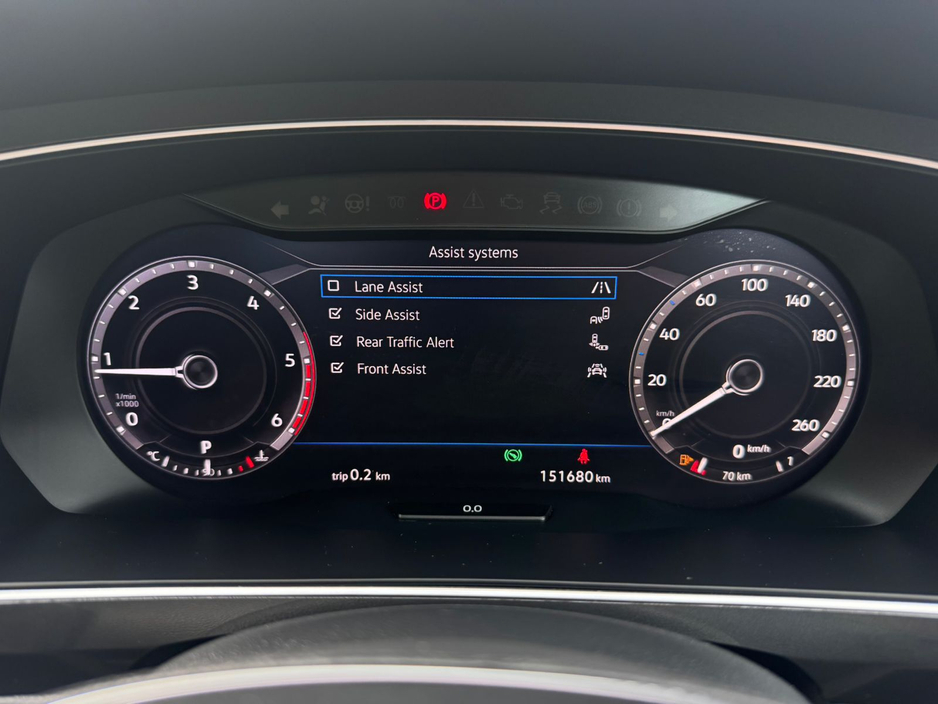 2018 Volkswagen Tiguan - image 20