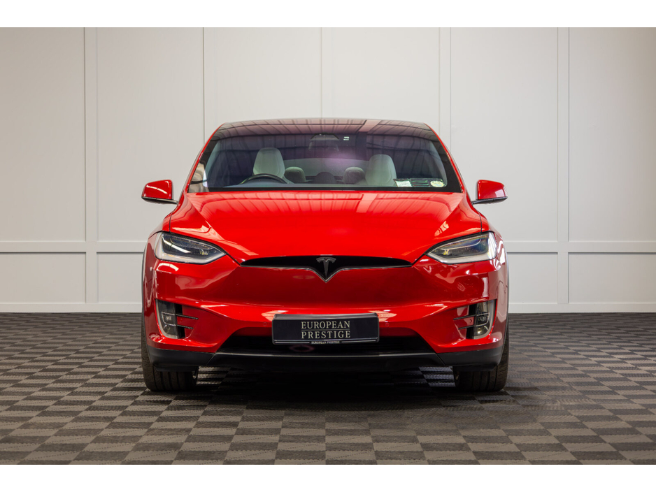 2019 Tesla Model X - image 2