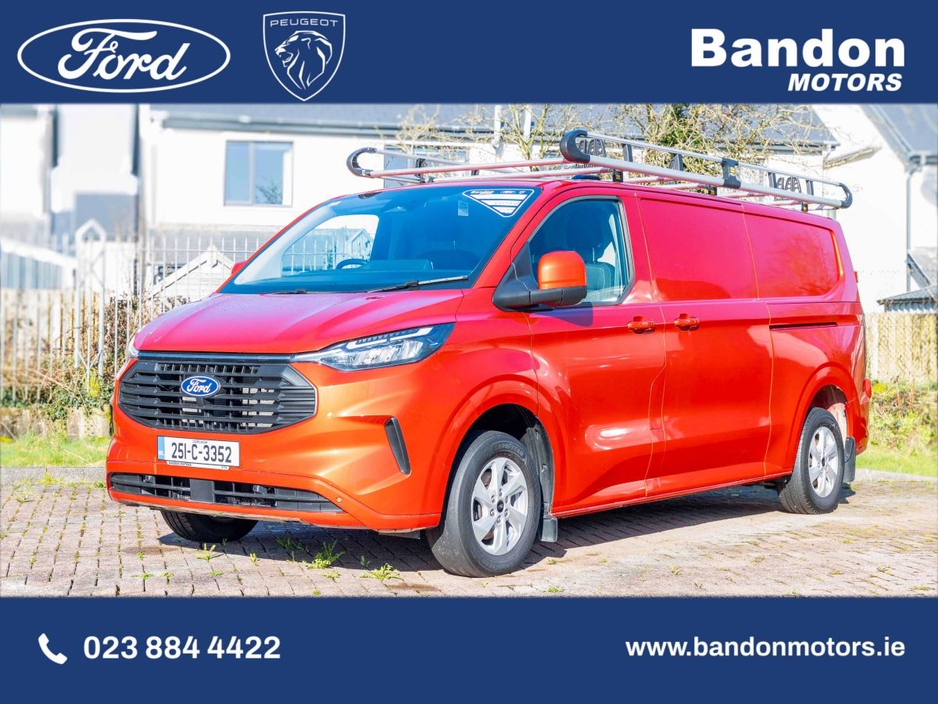 2025 Ford Transit Custom - image 2