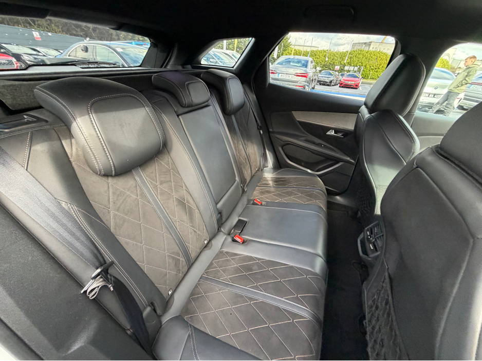 2020 Peugeot 3008 - image 30