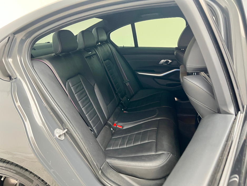 2022 BMW 3 Series 330E M SPORT PRO EDITION €29,990