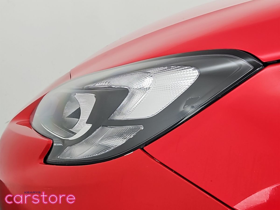 2019 Opel Corsa - image 16