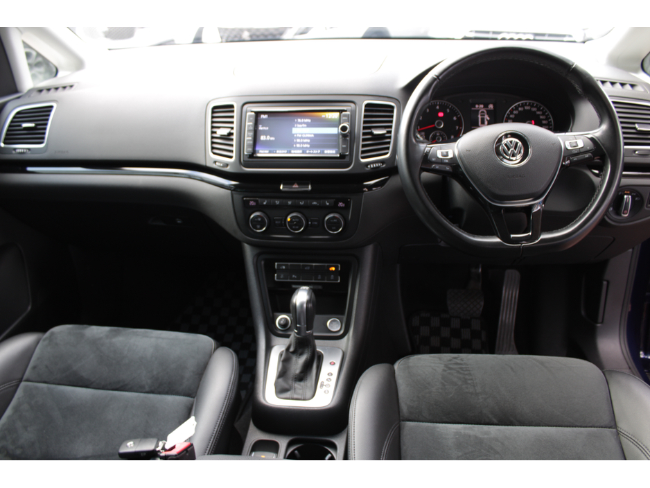 2017 Volkswagen Sharan 1.4TSI HIGHLINE EDITION  5DR MPV 7 SEAT AUTO // HUGE SPEC // 118,000KM'S / IMMACUALTE CONDITION // BUY WITH CONFIDENCE AA AND SIMI APPROVED DEALER 2025 // FINANCE ARRANGED // ALL TRADE INS WELCOME // €25,950