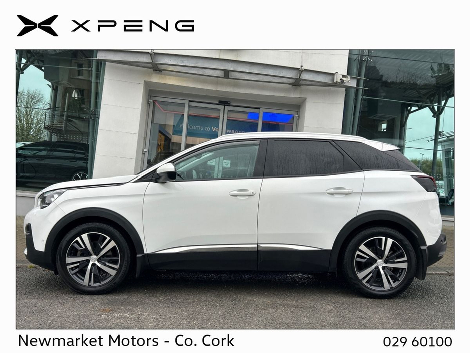 2019 Peugeot 3008 - image 10