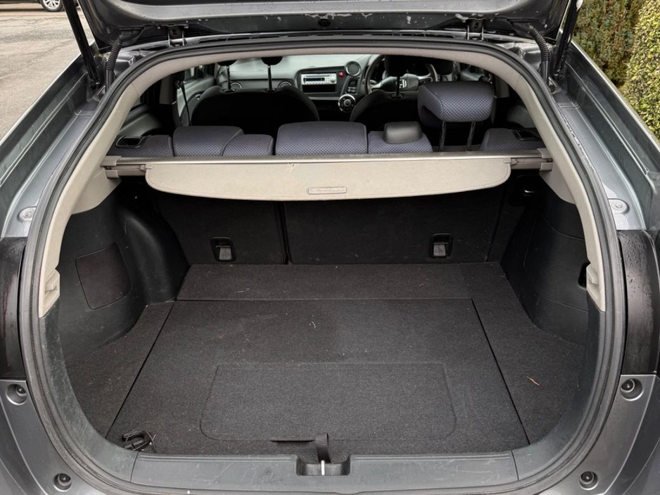 2011 Honda Insight - image 8