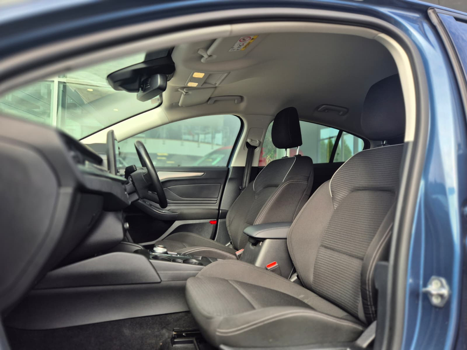 2024 Ford Focus - image 8