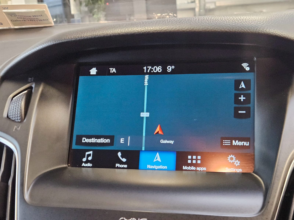 2017 Ford Focus - image 11