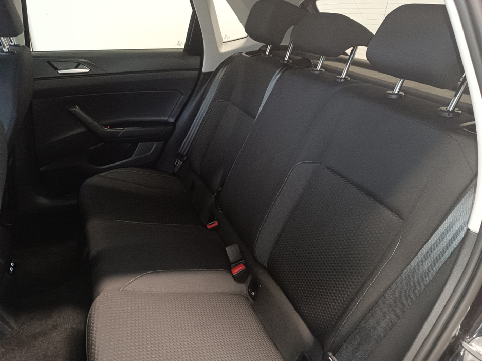 2021 Volkswagen Polo Polo Comfort, 3BA-AWDKL €21,000