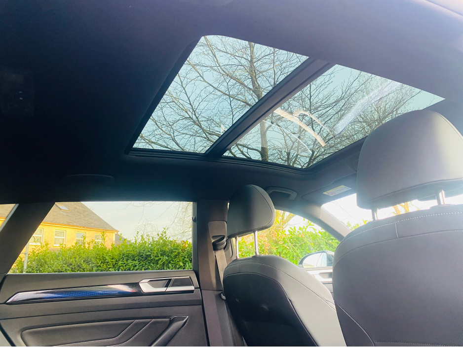 2023 Volkswagen Arteon - image 13