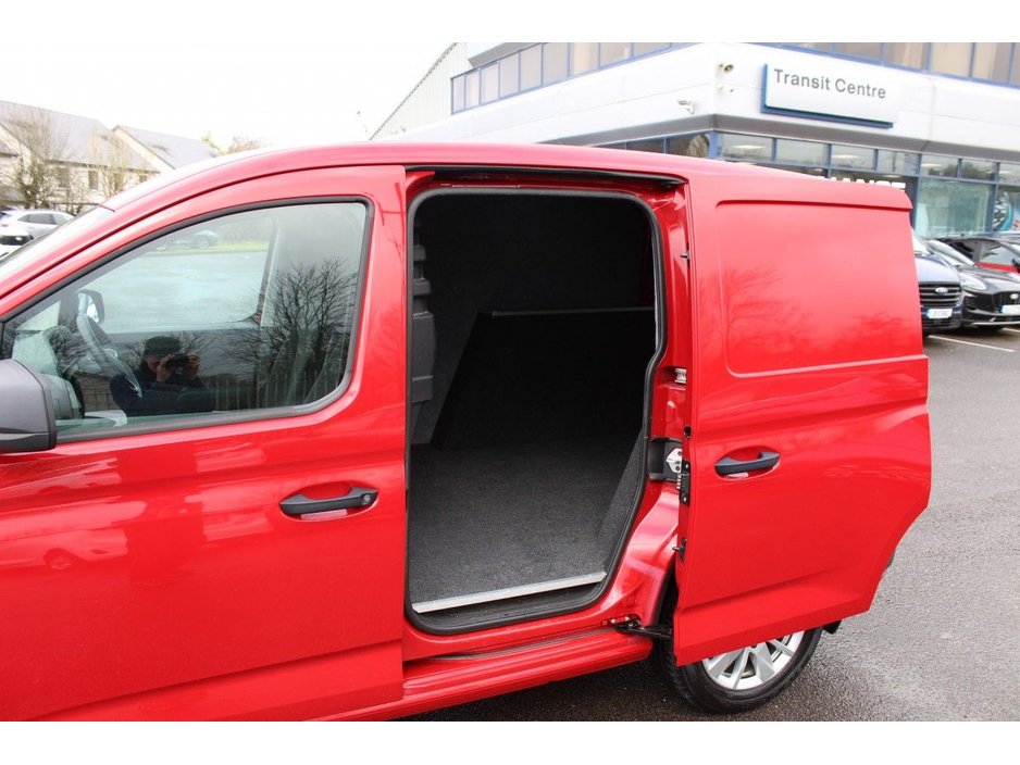 2023 Volkswagen Caddy  €21,500