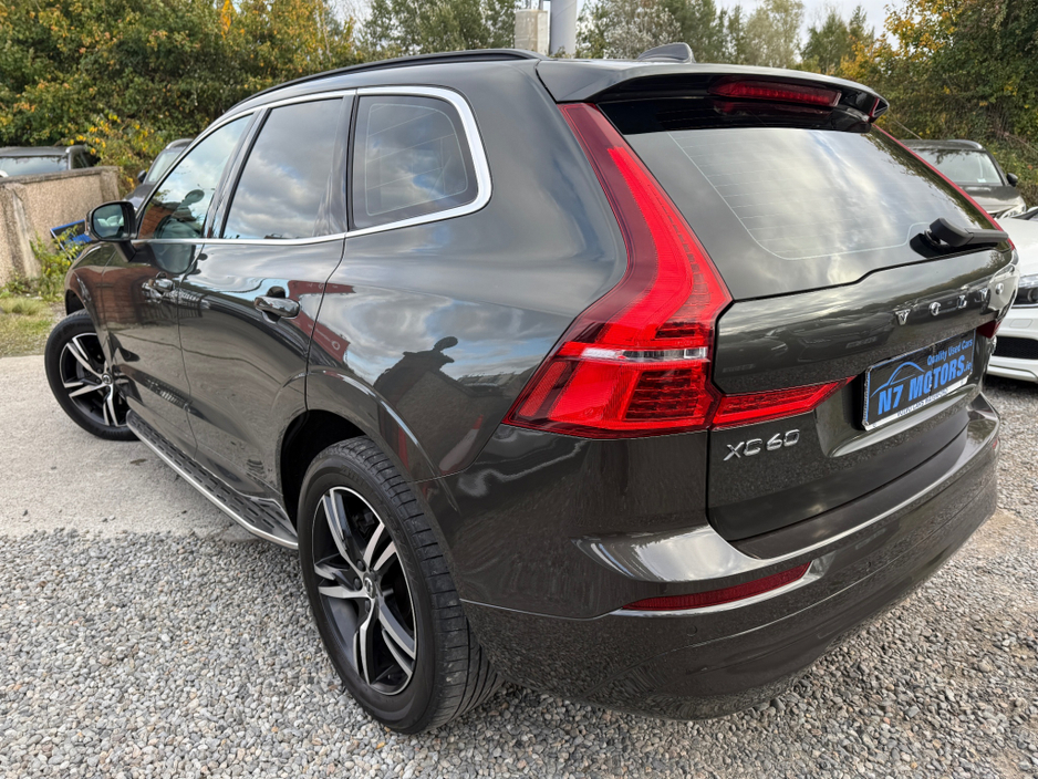 2022 Volvo XC60 2.0 MOMENTUM AUTO €38,450