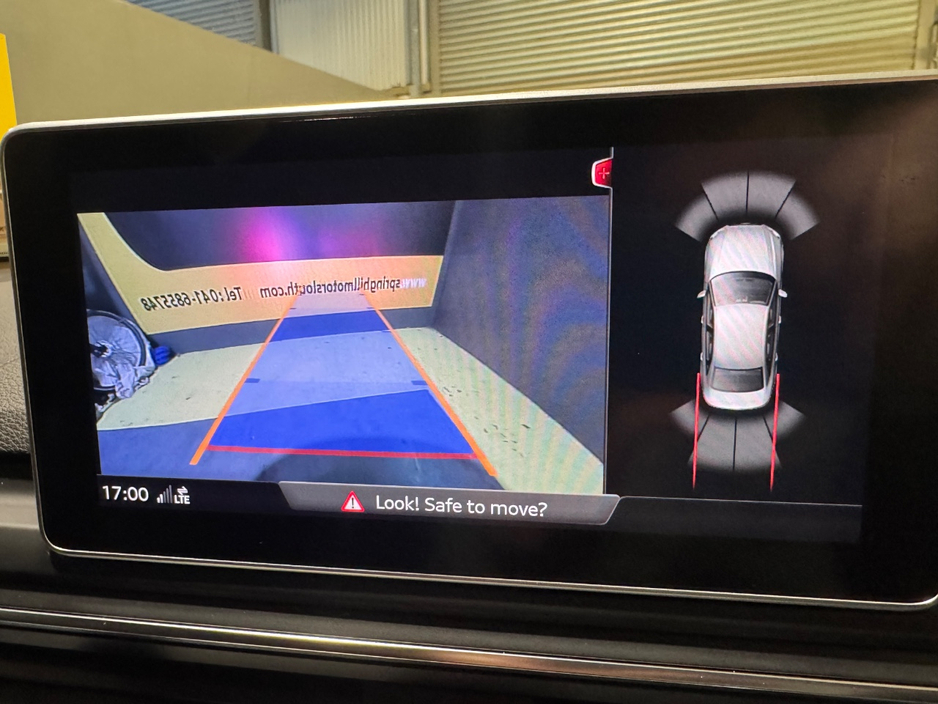 2016 Audi A4 - image 16