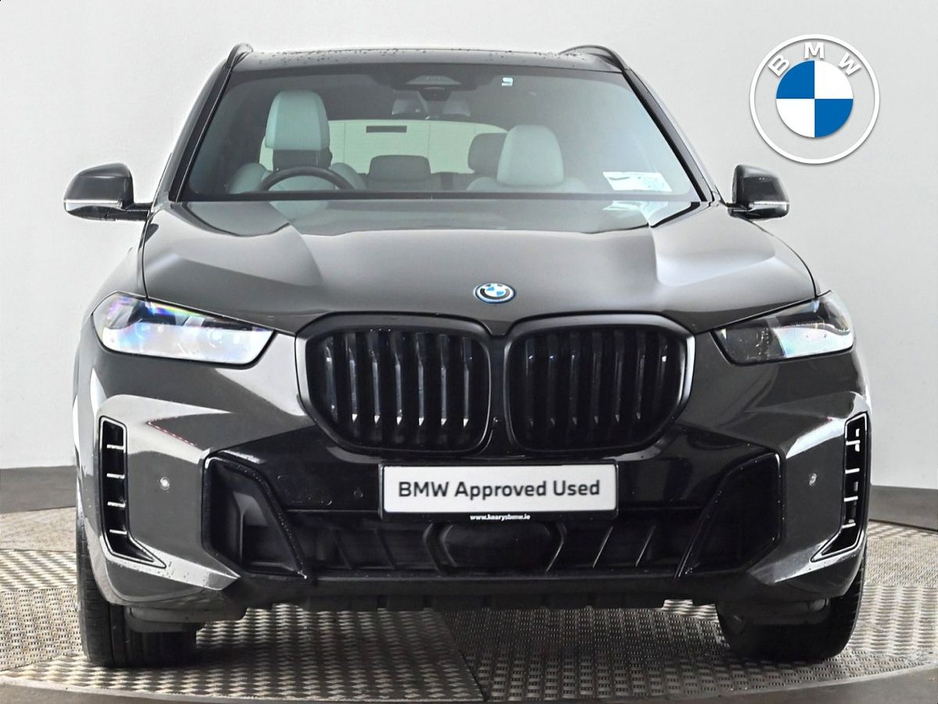 2025 BMW X5 - image 16