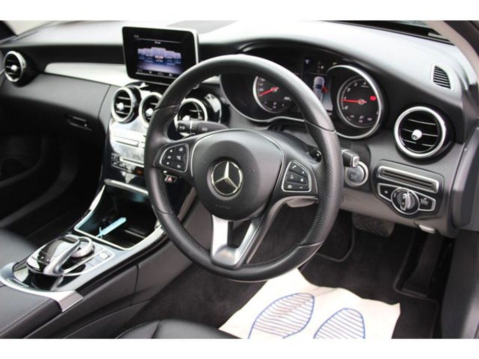 2018 Mercedes-Benz C Class - image 24