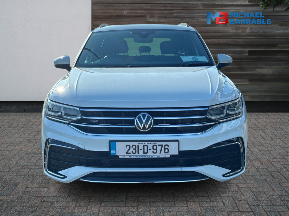 2023 Volkswagen Tiguan - image 7