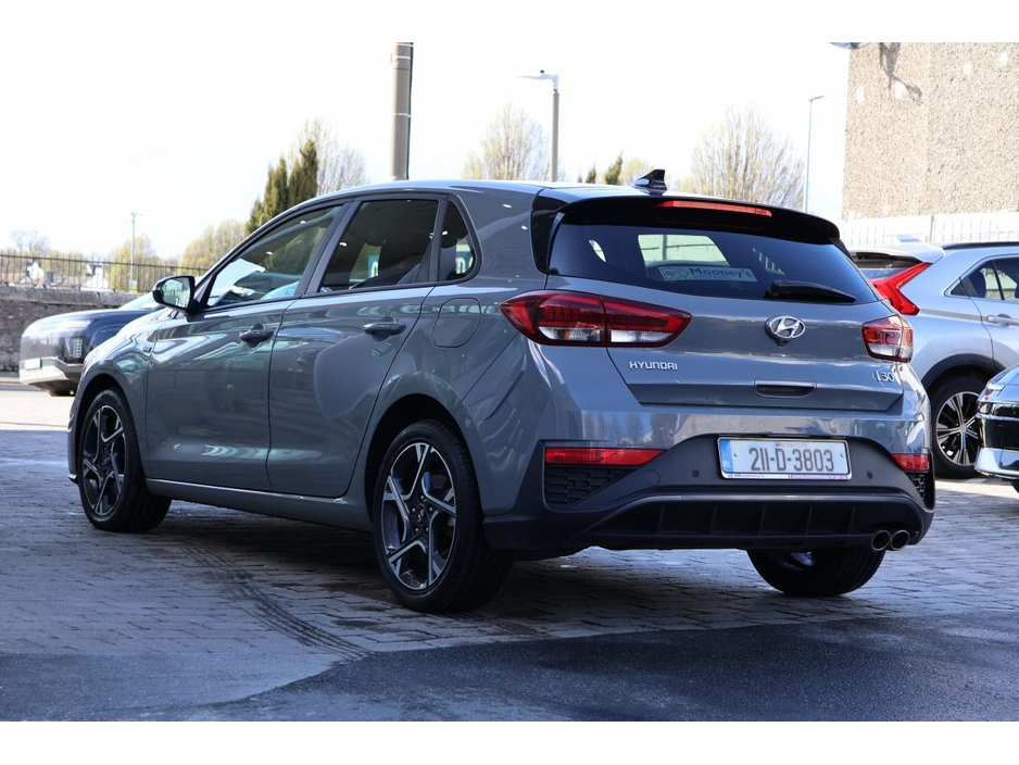 2021 Hyundai i30 - image 5