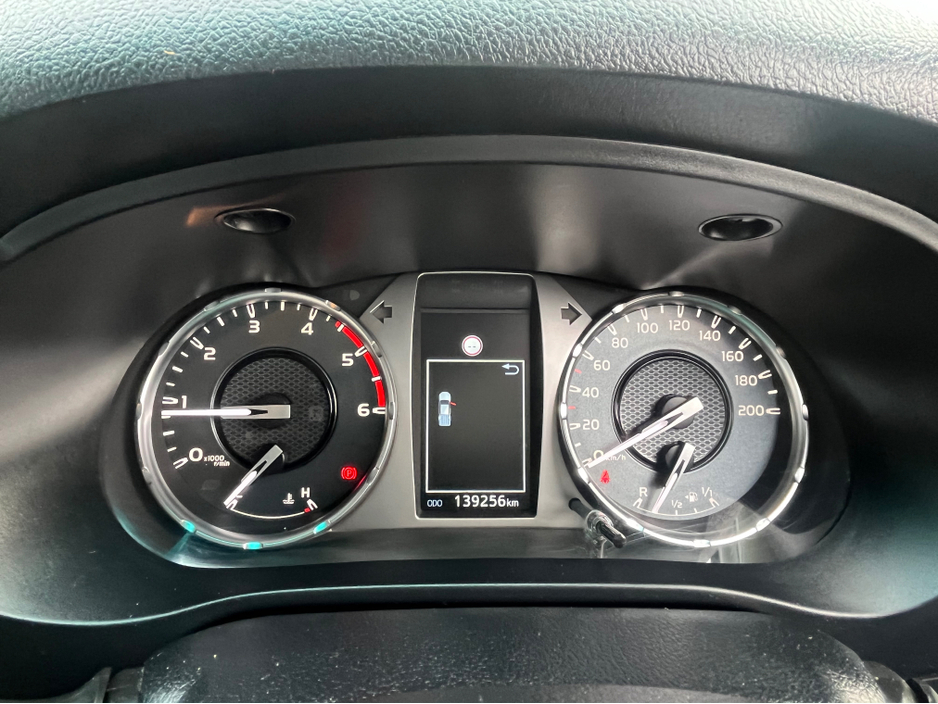 2021 Toyota Hilux - image 15