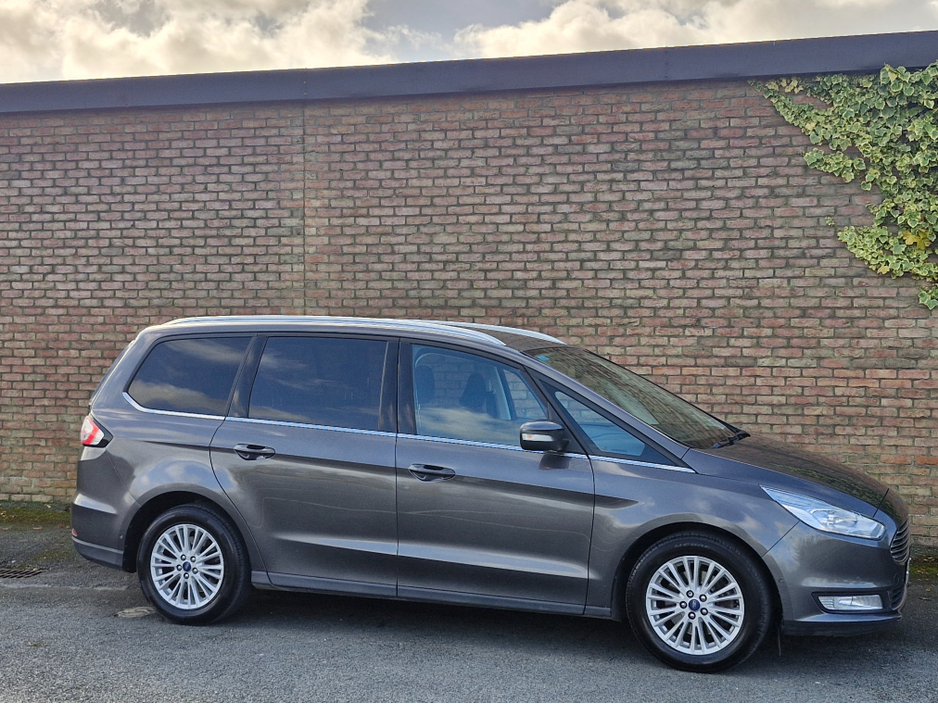 2017 Ford Galaxy - image 16