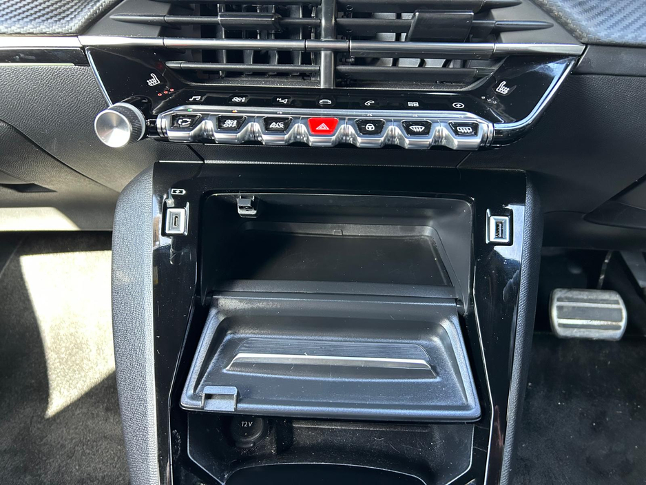 2023 Peugeot 2008 - image 22