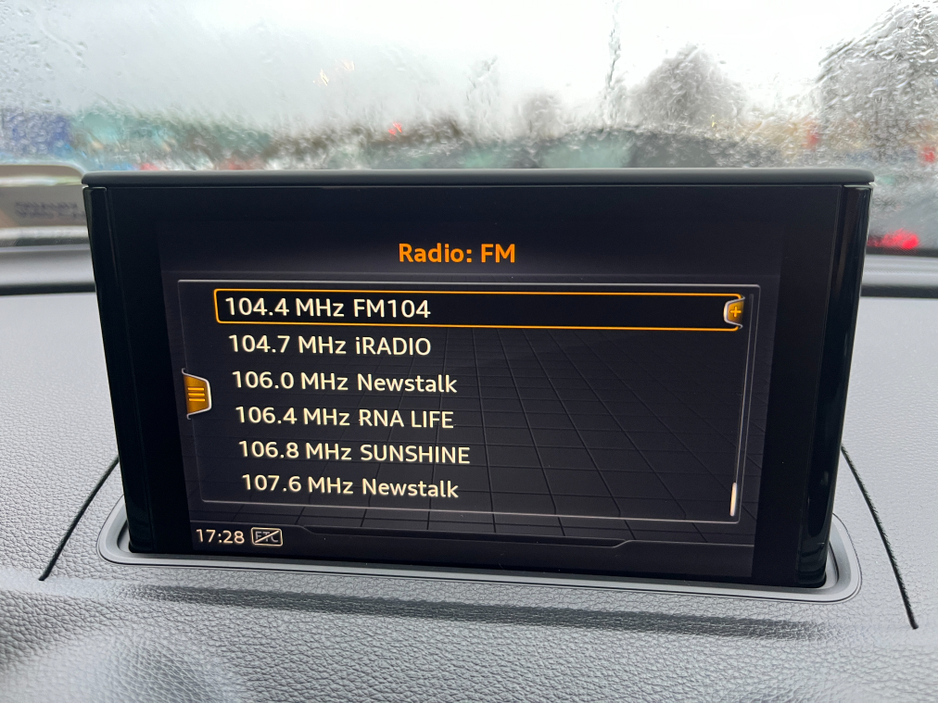 2020 Audi A3 S-LINE AUTOMATIC 1.4 PETROL //HIGH SPEC//HALF LEATHER HEATED SEATS//REVERSE CAMERA//KEYLESS ENTRY//ADAPTIVE CRUISE CONTROL// €24,950