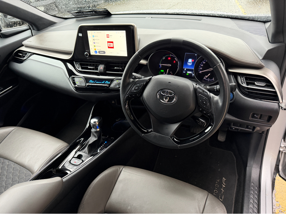 2023 Toyota C-HR HYBRID SOL..RAER CAMERA WITH PARK ASSIST €21,900