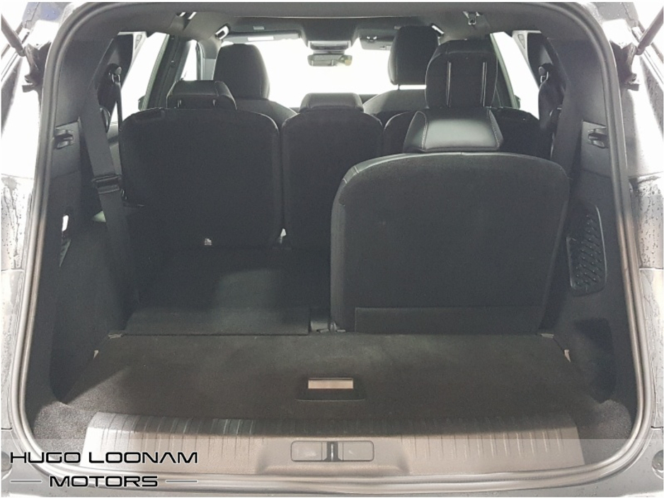 2025 Peugeot 5008 - image 15
