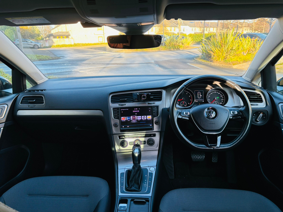 2016 Volkswagen Golf  €12,950