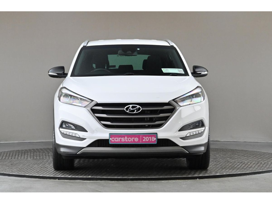 2018 Hyundai Tucson - image 2