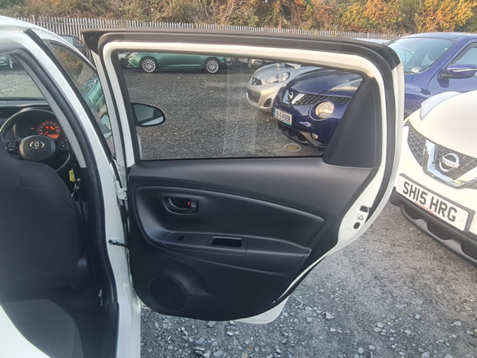 2018 Toyota Vitz / Yaris 1.0L Petrol  Automatic (8011) €10,495