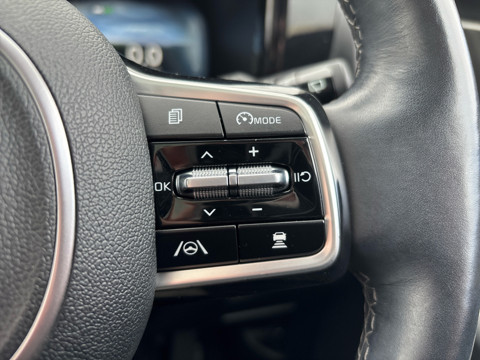 2022 Kia Sorento - image 15