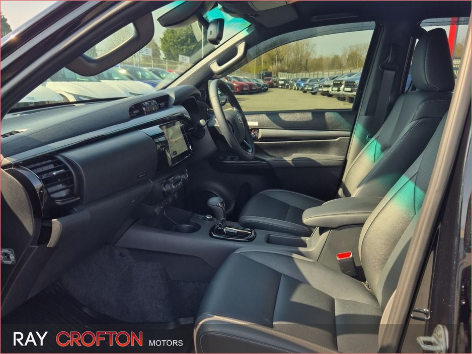 2026 Toyota Hilux - image 6