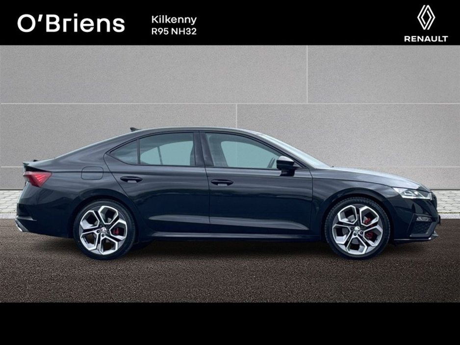 2022 Skoda Octavia - image 6