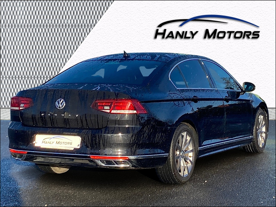 2020 Volkswagen Passat - image 9